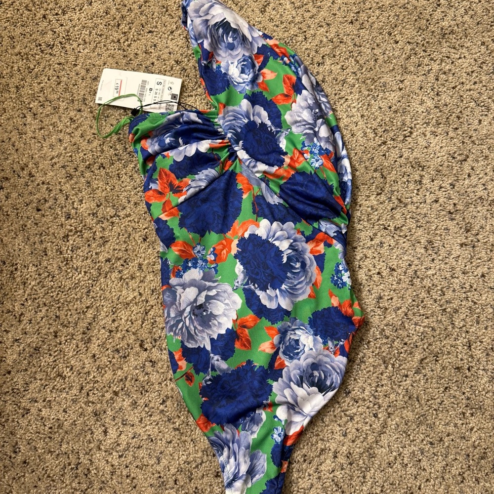 NWT Zara Bodysuit Floral One Shoulder Ruched Top Size Small - Picture 9 of 11